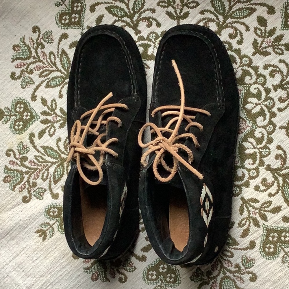 UGG Black Rustic Weave Suede Bootie Size 7
